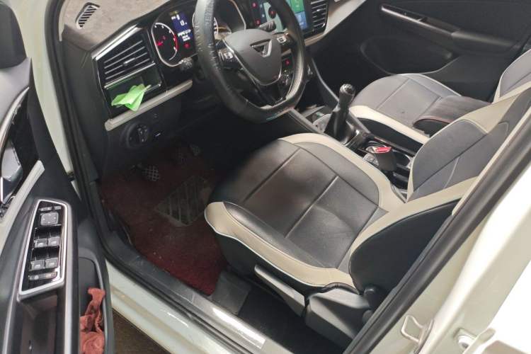 Used Jetta VS5 2024 280TSI Manual Pioneer Edition Driver Seat