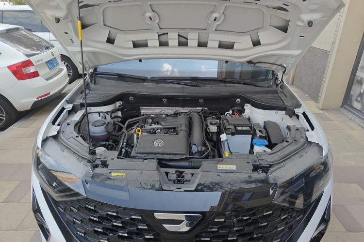 Used Jetta VS5 2024 280TSI Automatic Enjoyment Edition Engine Bay