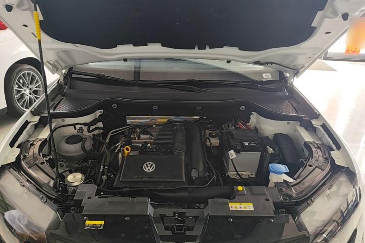Used Jetta VS5 2024 280TSI Automatic Enjoyment Edition Engine Bay