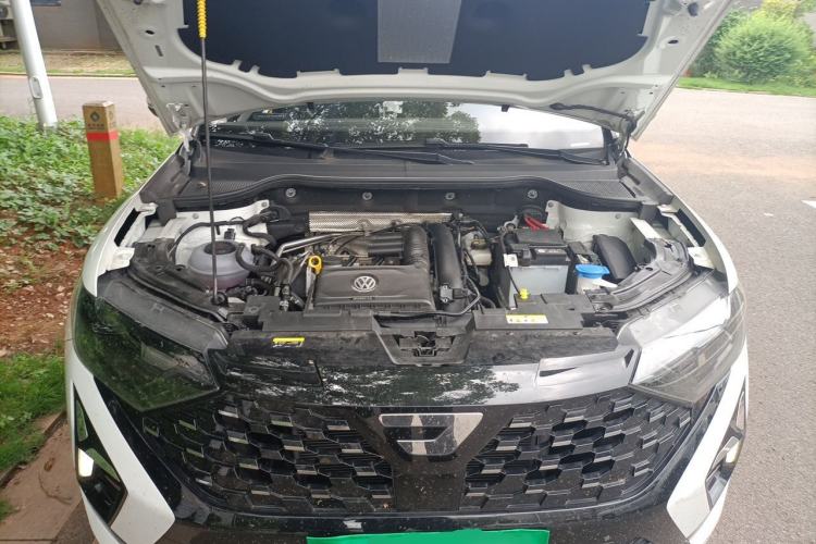 Used Jetta VS5 2024 280TSI Manual Pioneer Edition Engine Bay