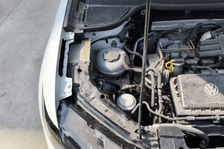 Used Jetta VS5 2024 280TSI Manual Enjoyment Edition Engine Bay Right