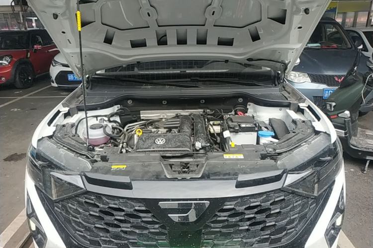 Used Jetta VS5 2024 280TSI Automatic Enjoyment Edition Engine Bay