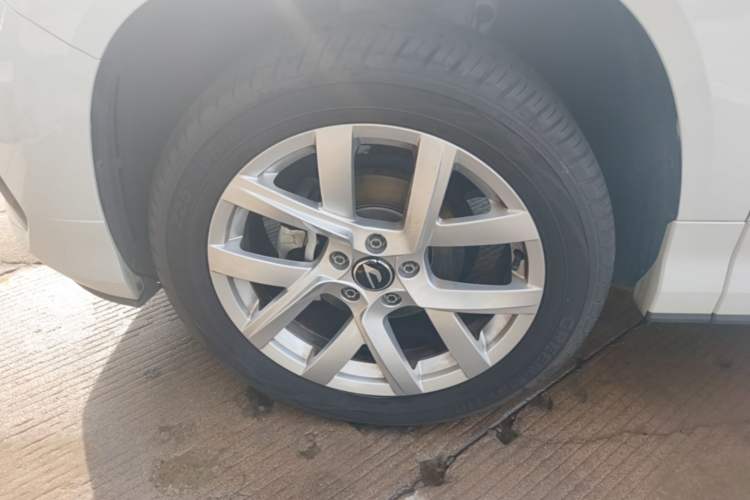 Used Jetta VS5 2024 280TSI Manual Pioneer Edition Exterior 4
