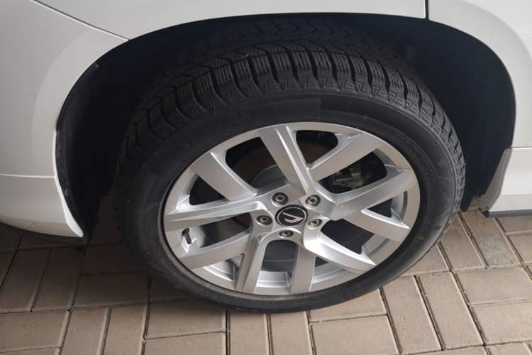 Used Jetta VS5 2024 Model, 5th Anniversary Edition Exterior 5