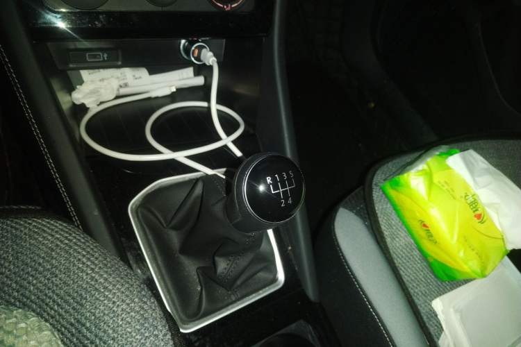 Used Jetta VS5 2024 280TSI Manual Pioneer Edition Gear Lever