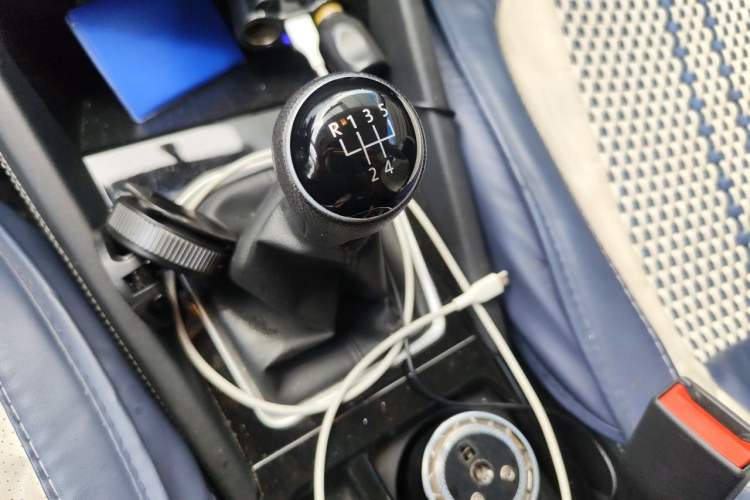 Used Jetta VS5 2024 280TSI Manual Pioneer Edition Gear Lever