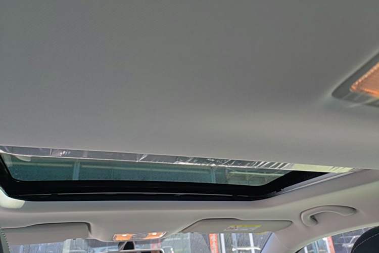 Used Jetta VS5 2024 280TSI Automatic Enjoyment Edition Headliner