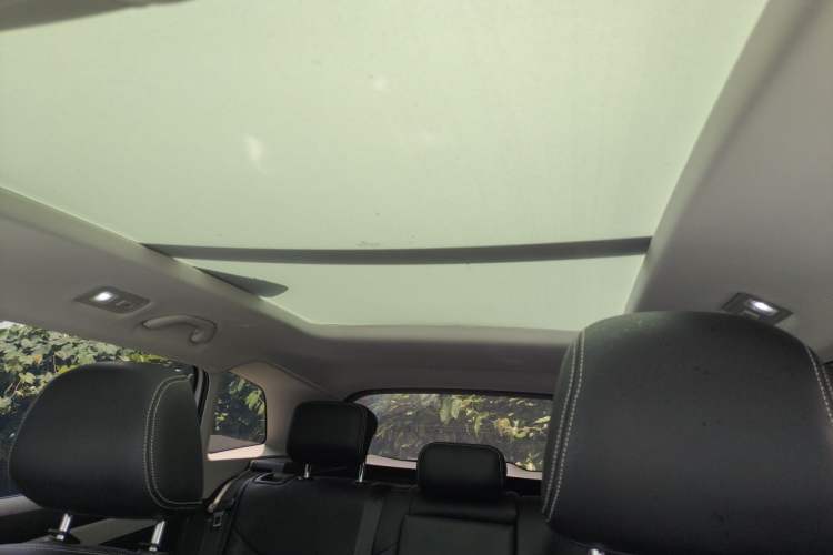 Used Jetta VS5 2024 280TSI Automatic Enjoyment Edition Headliner
