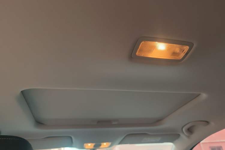 Used Jetta VS5 2024 280TSI Automatic Enjoyment Edition Headliner