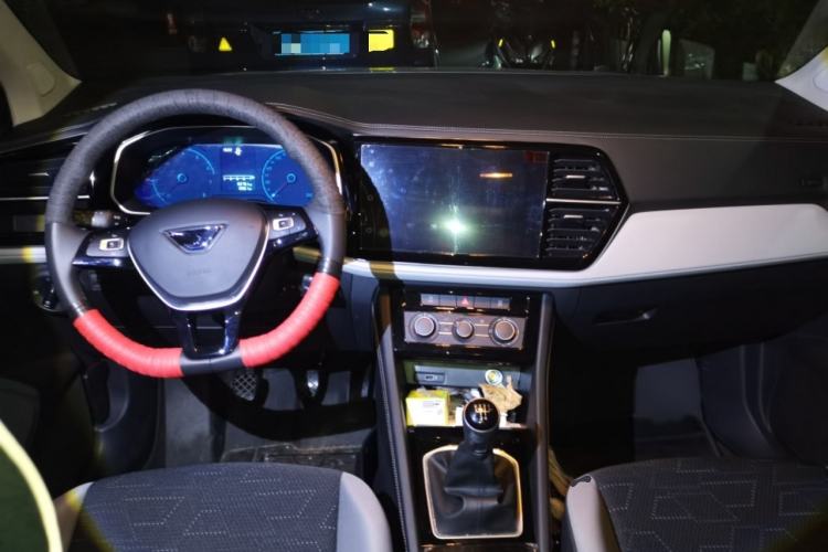 Used Jetta VS5 2024 5th Anniversary Edition 280TSI Manual Pioneer Version Interior 2