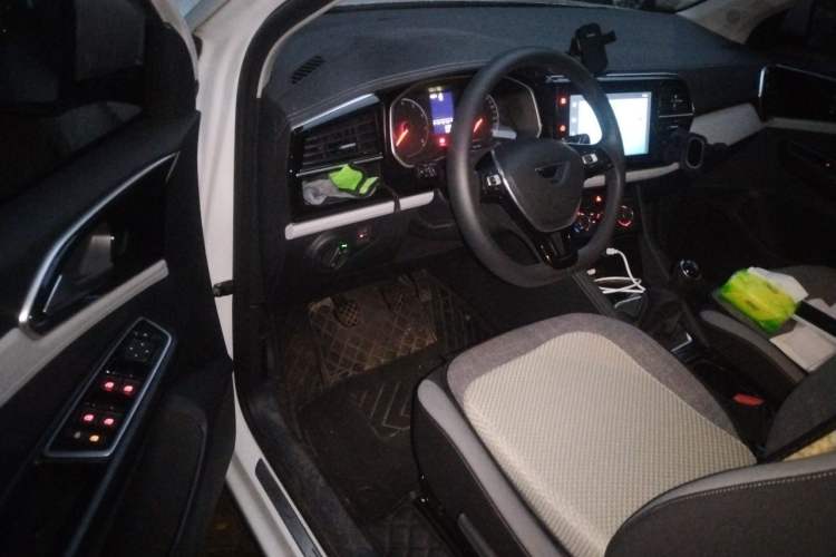 Used Jetta VS5 2024 280TSI Manual Pioneer Edition Interior 3