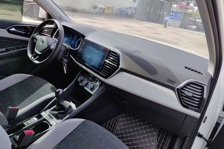 Used Jetta VS5 2024 280TSI Manual Pioneer Edition Interior 7