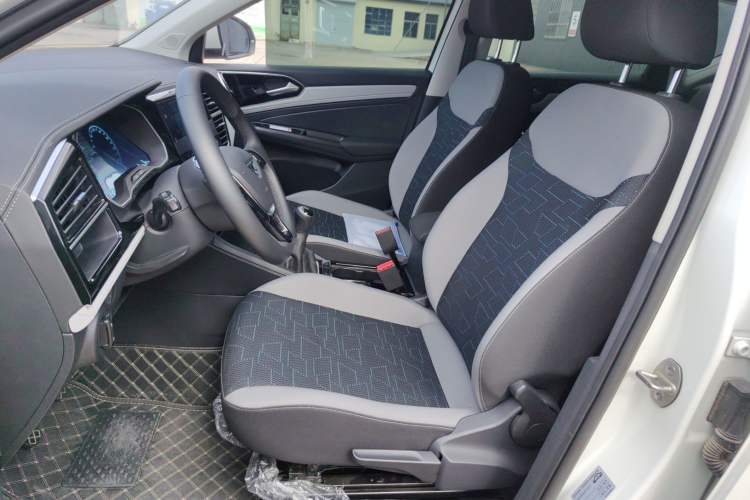 Used Jetta VS5 2024 280TSI Manual Pioneer Edition Left Front Seat