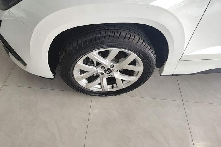 Used Jetta VS5 2024 280TSI Automatic Enjoyment Edition Left Front Wheel Hub
