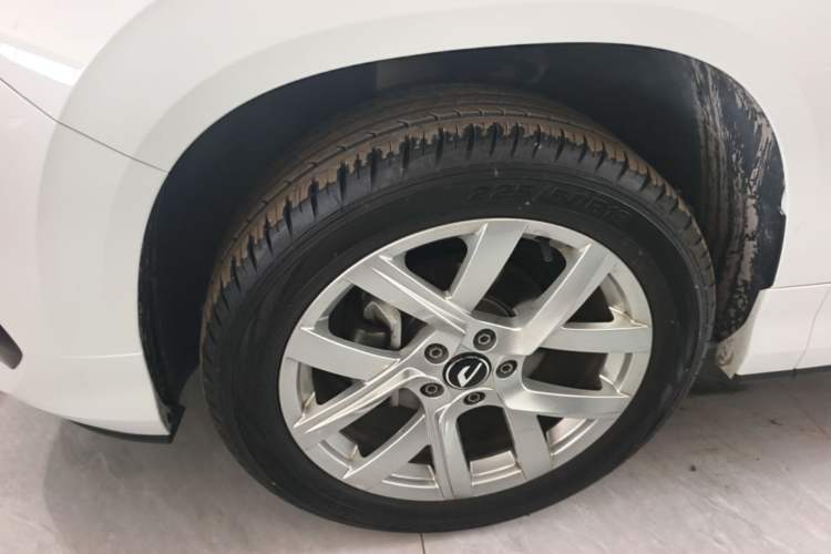 Used Jetta VS5 2024 Model, 5th Anniversary Edition Left Front Wheel Hub