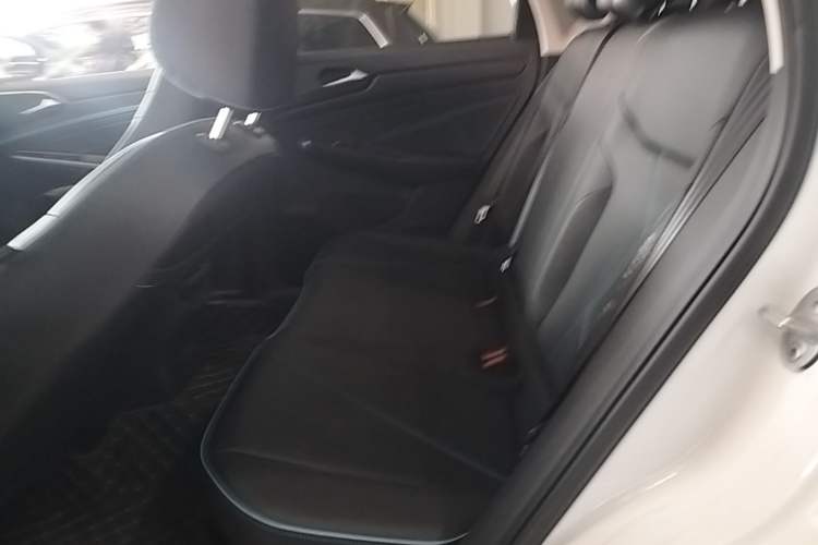 Used Jetta VS5 2024 280TSI Automatic Enjoyment Highlight Edition Left Rear Seat