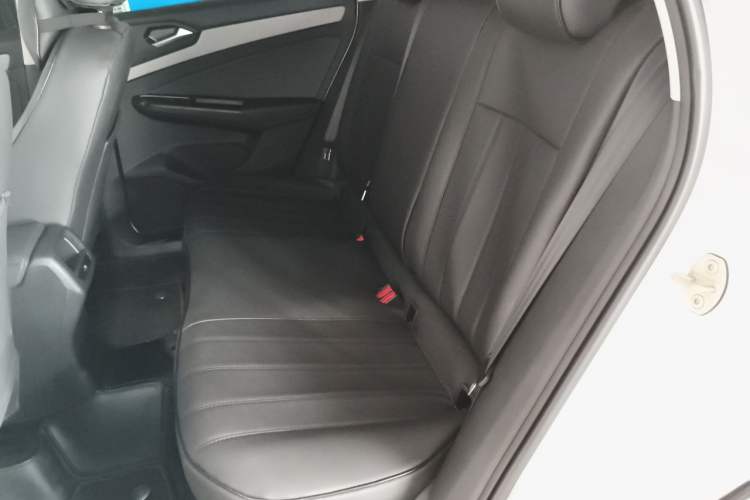 Used Jetta VS5 2024 280TSI Automatic Pioneer Edition Left Rear Seat