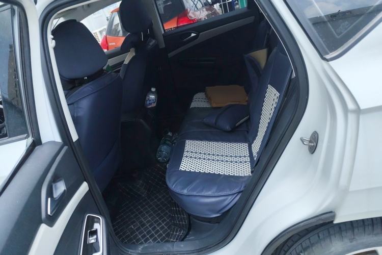 Used Jetta VS5 2024 280TSI Manual Pioneer Edition Left Rear Seat