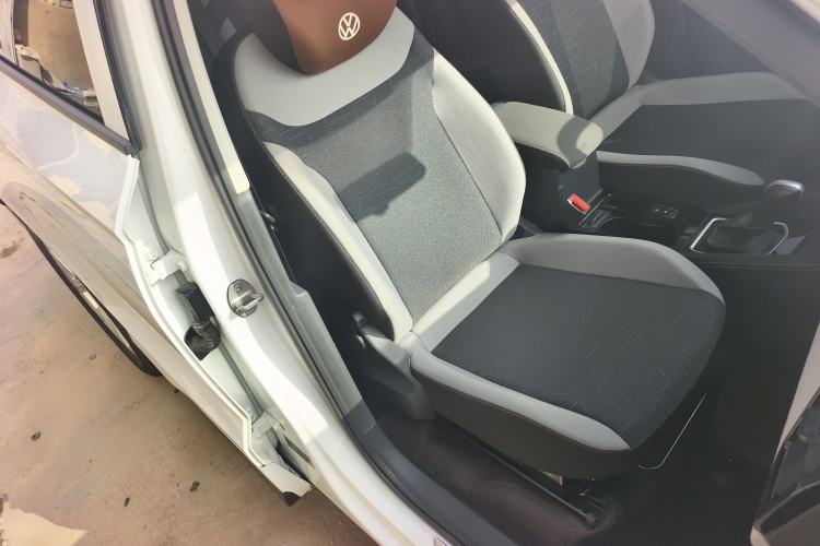 Used Jetta VS5 2024 Model, 5th Anniversary Edition Right Front Seat