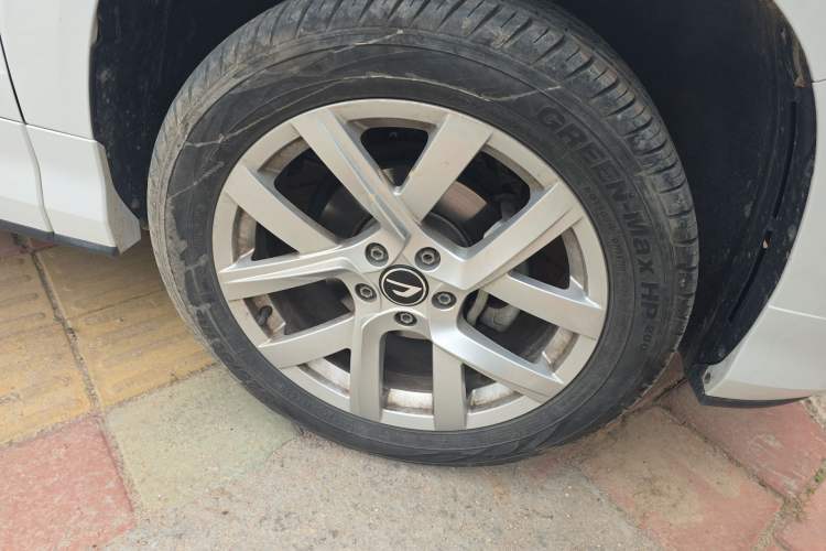 Used Jetta VS5 2024 280TSI Automatic Enjoyment Edition Right Front Wheel Hub