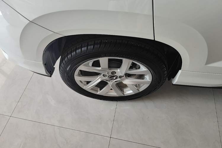 Used Jetta VS5 2024 280TSI Automatic Enjoyment Edition Right Rear Wheel Hub
