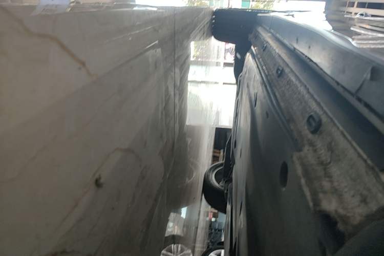 Used Jetta VS5 2024 Model, 5th Anniversary Edition Right Side Sill