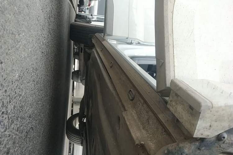Used Jetta VS5 2024 280TSI Automatic Enjoyment Edition Right Side Sill