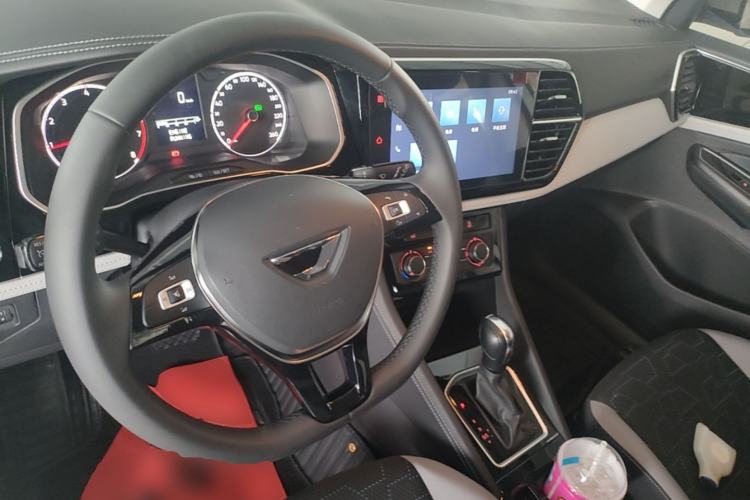 Used Jetta VS5 2024 280TSI Automatic Pioneer Edition Steering Wheel