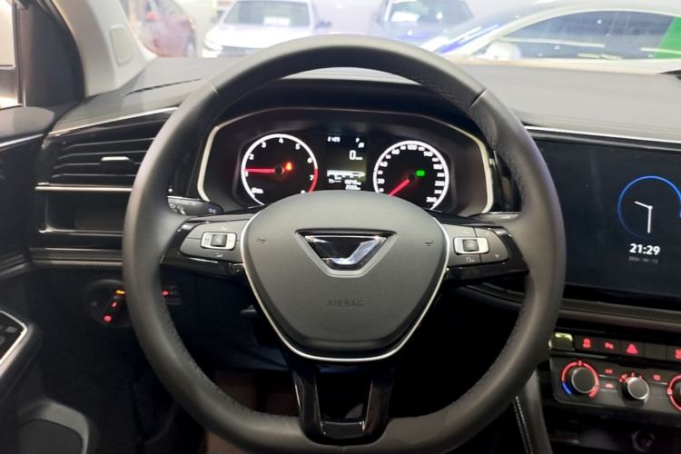 Used Jetta VS5 2024 280TSI Automatic Enjoyment Edition Steering Wheel