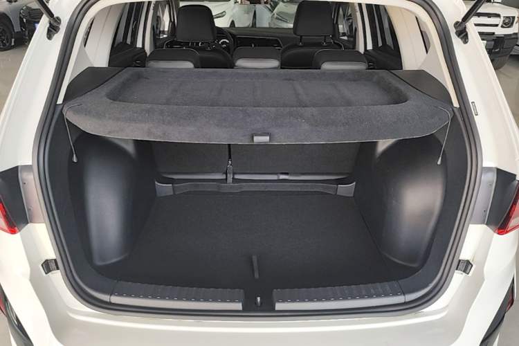 Used Jetta VS5 2024 280TSI Automatic Enjoyment Edition Trunk