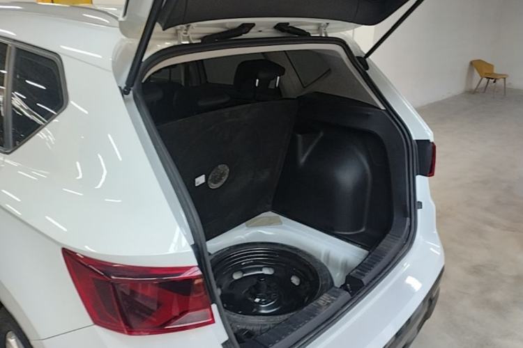 Used Jetta VS5 2024 280TSI Automatic Enjoyment Edition Trunk