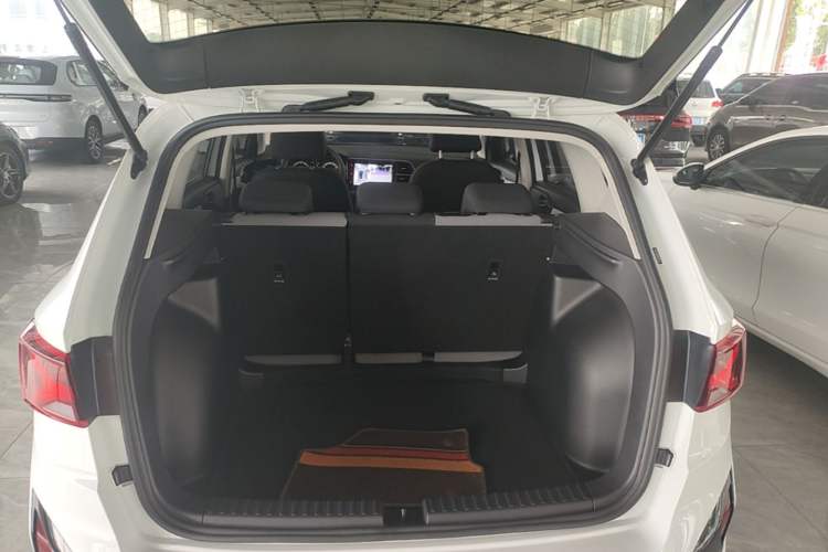 Used Jetta VS5 2024 280TSI Automatic Pioneer Edition Trunk