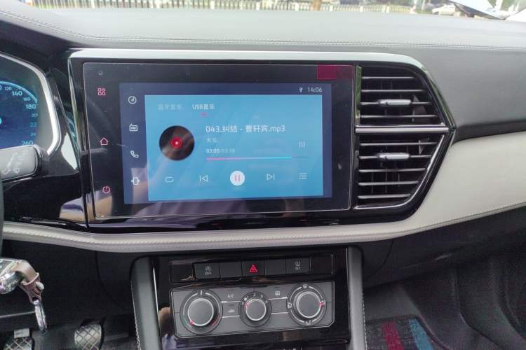 Used Jetta VS5 2025 280TSI Manual "Good Fortune Plus" Edition Audio And AC Panel