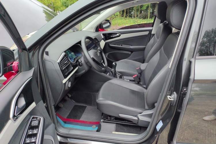 Used Jetta VS5 2025 280TSI Manual "Good Fortune Plus" Edition Driver Seat