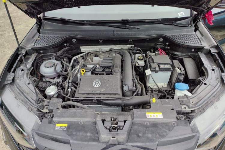 Used Jetta VS5 2025 280TSI Manual "Good Fortune Plus" Edition Engine Bay