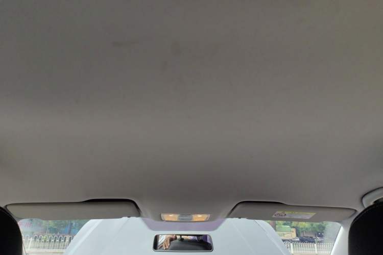 Used Jetta VS5 2025 280TSI Manual "Good Fortune Plus" Edition Headliner