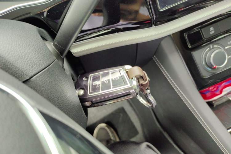 Used Jetta VS5 2025 280TSI Manual "Good Fortune Plus" Edition Vehicle Key
