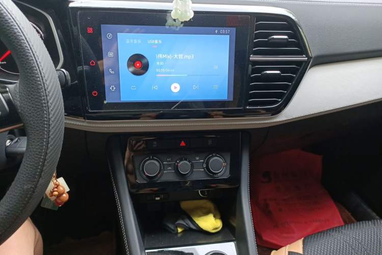 Used Jetta VS5 2025 280TSI Manual "Good Fortune Plus" Edition Audio And AC Panel