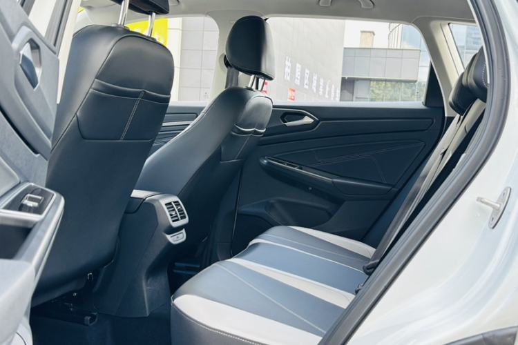Used Jetta VS5 2025 280TSI Automatic Good Fortune Plus Edition Interior 5