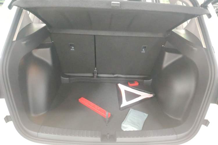 Used Jetta VS5 2025 280TSI Automatic Good Fortune Plus Edition Trunk