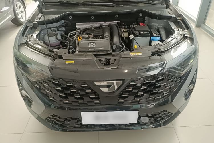 Used Jetta VS5 2026 Model, 280TSI Automatic Enjoyment Edition Engine Bay