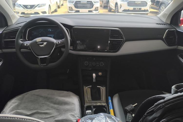 Used Jetta VS5 2026 Model, 280TSI Automatic Pioneer Edition Center Console