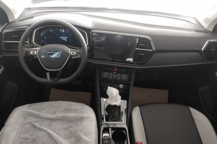 Used Jetta VS5 2026 Model, 280TSI Automatic Enjoyment Edition Center Console