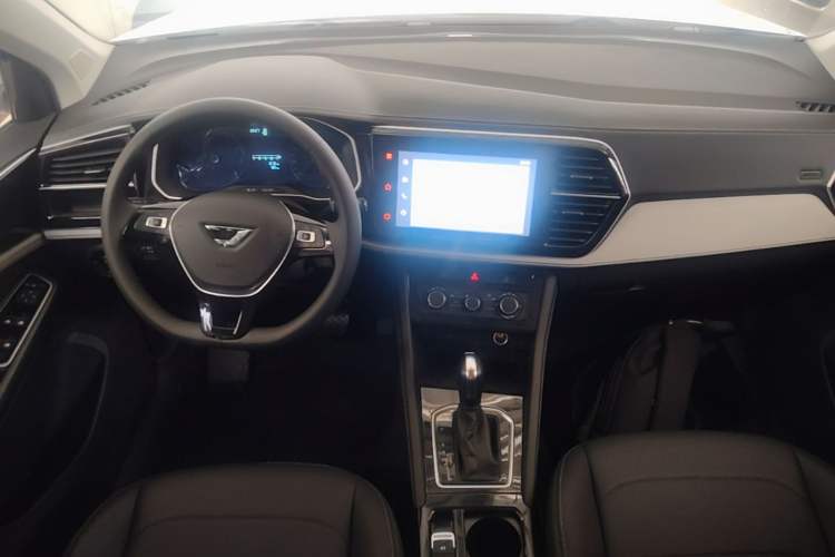 Used Jetta VS5 2026 Model, 280TSI Automatic Pioneer Edition Center Console