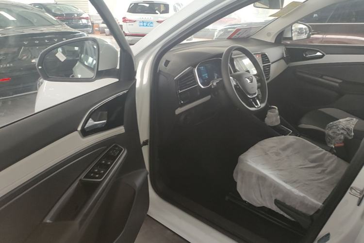 Used Jetta VS5 2026 Model, 280TSI Automatic Pioneer Edition Driver Seat