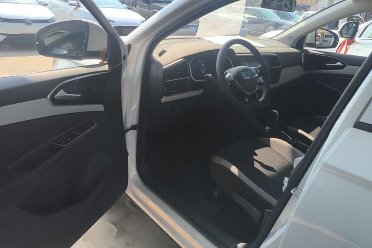 Used Jetta VS5 2026 Model, 280TSI Automatic Pioneer Edition Driver Seat