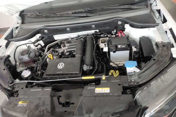Used Jetta VS5 2026 Model, 280TSI Automatic Enjoyment Edition Engine Bay