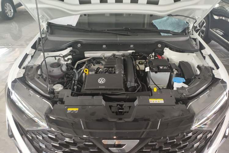 Used Jetta VS5 2026 Model, 280TSI Automatic Pioneer Edition Engine Bay