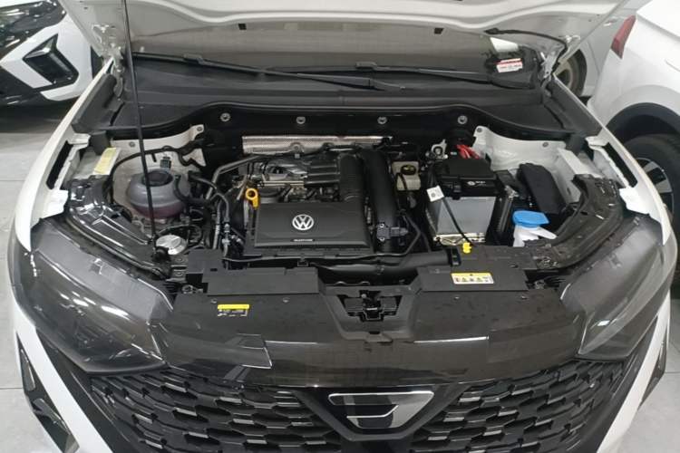 Used Jetta VS5 2026 Model, 280TSI Automatic Enjoyment Edition Engine Bay