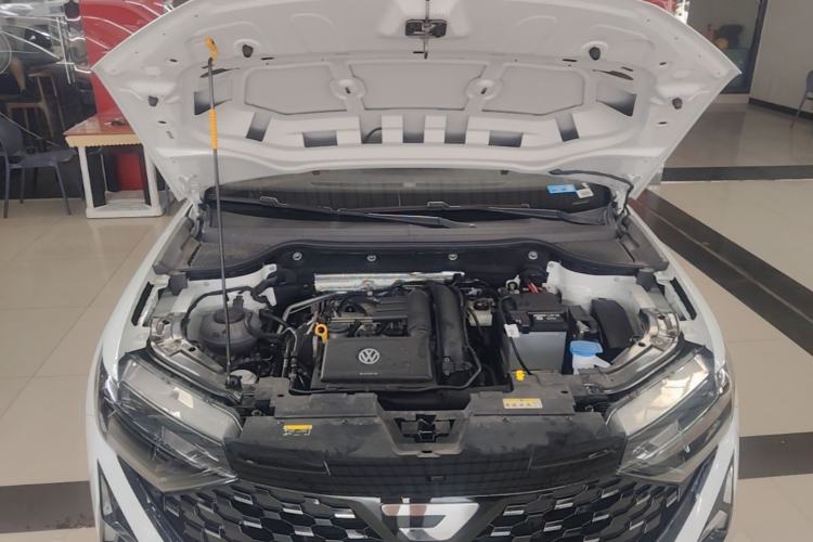 Used Jetta VS5 2026 Model, 280TSI Automatic Pioneer Edition Engine Bay